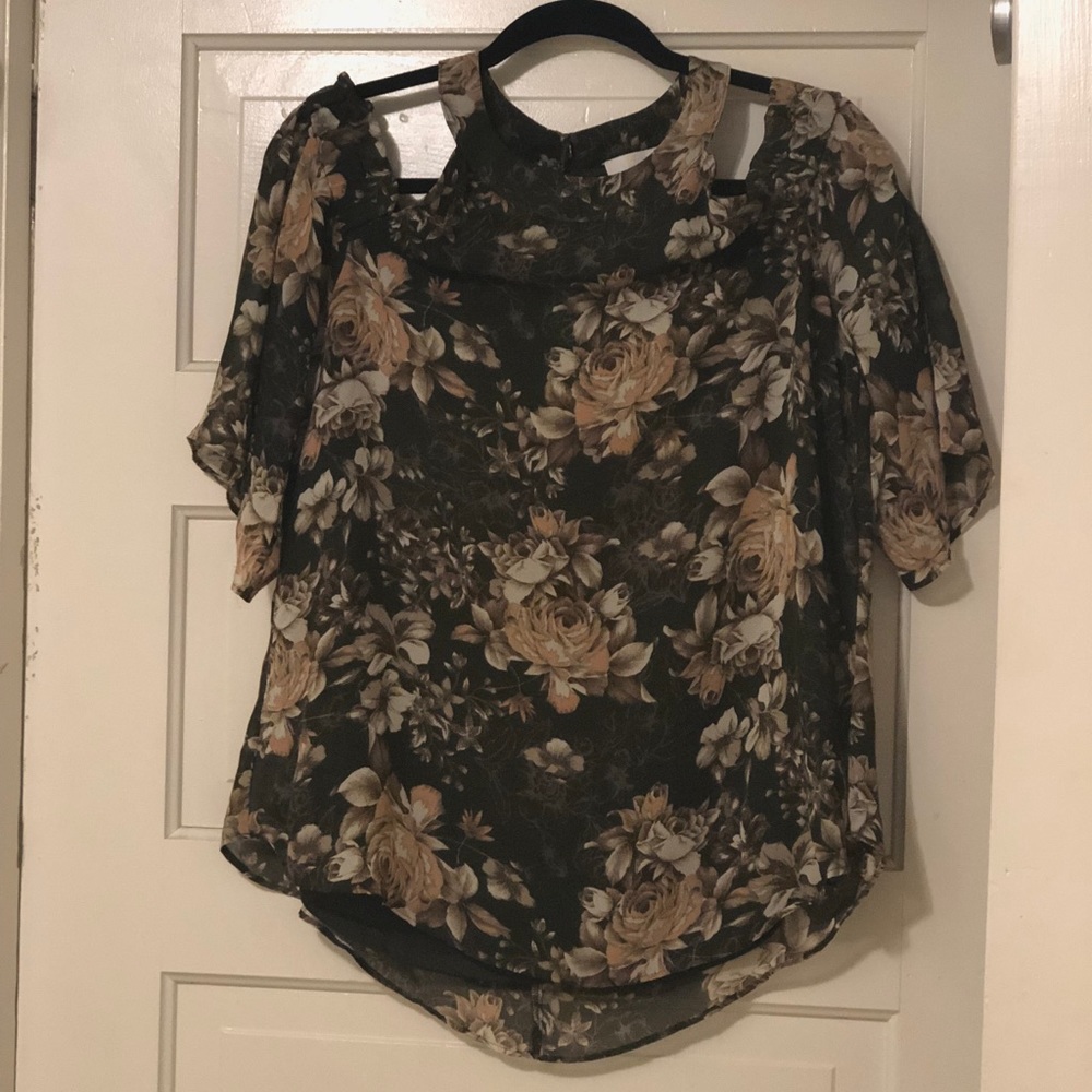 Charming Charlie cold shoulder floral top